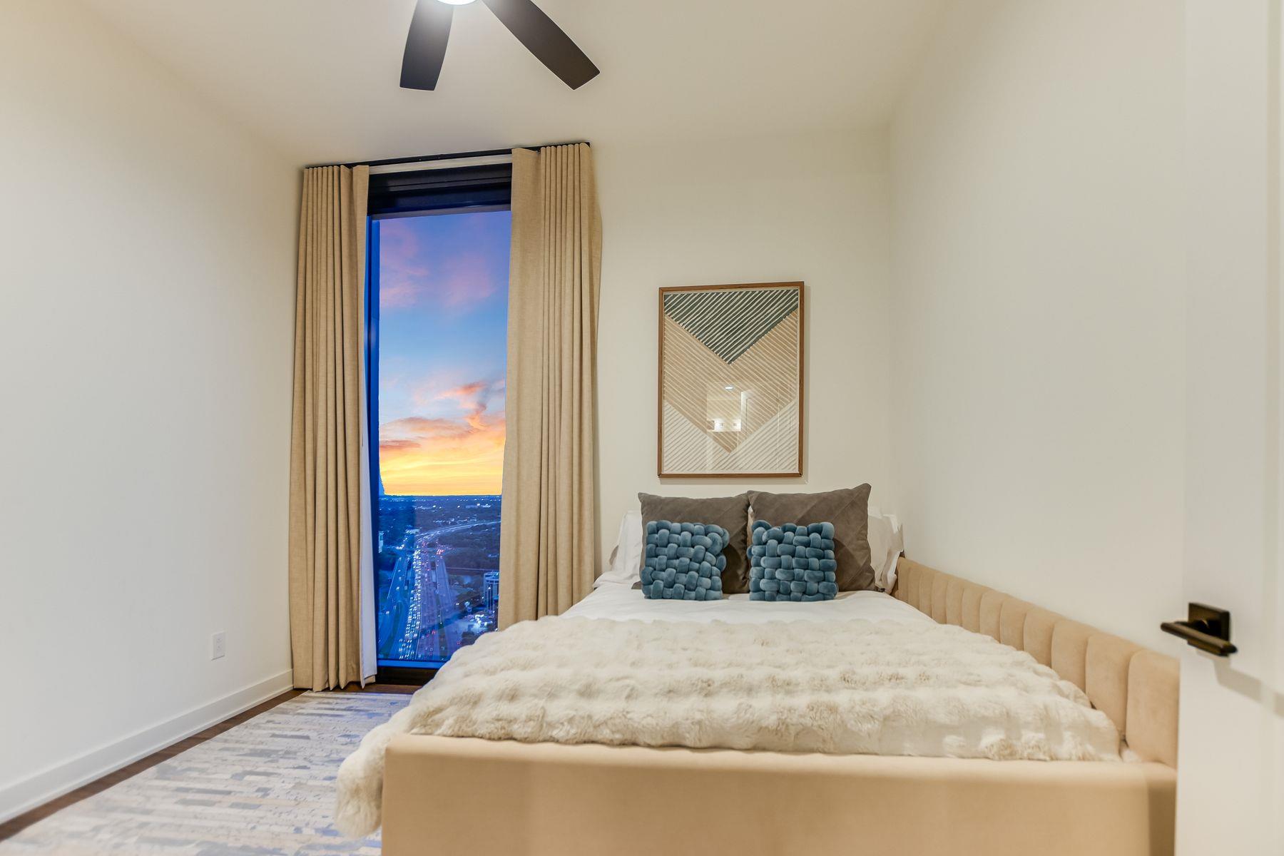 84 East Ave # 3909