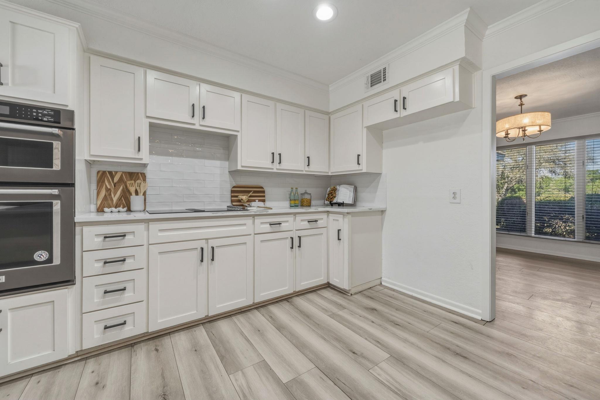 28 Country Oaks DR