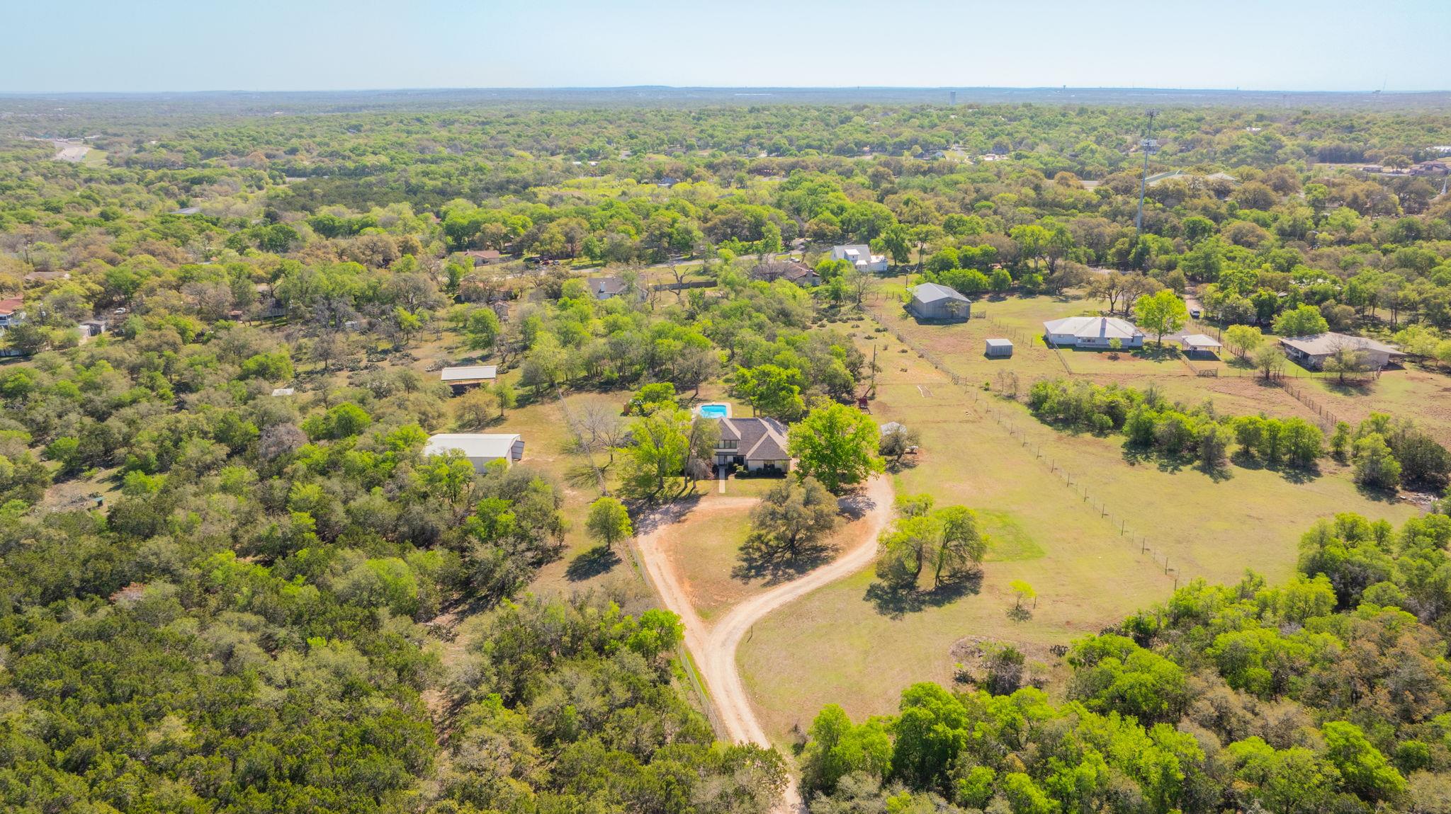 28 Country Oaks DR