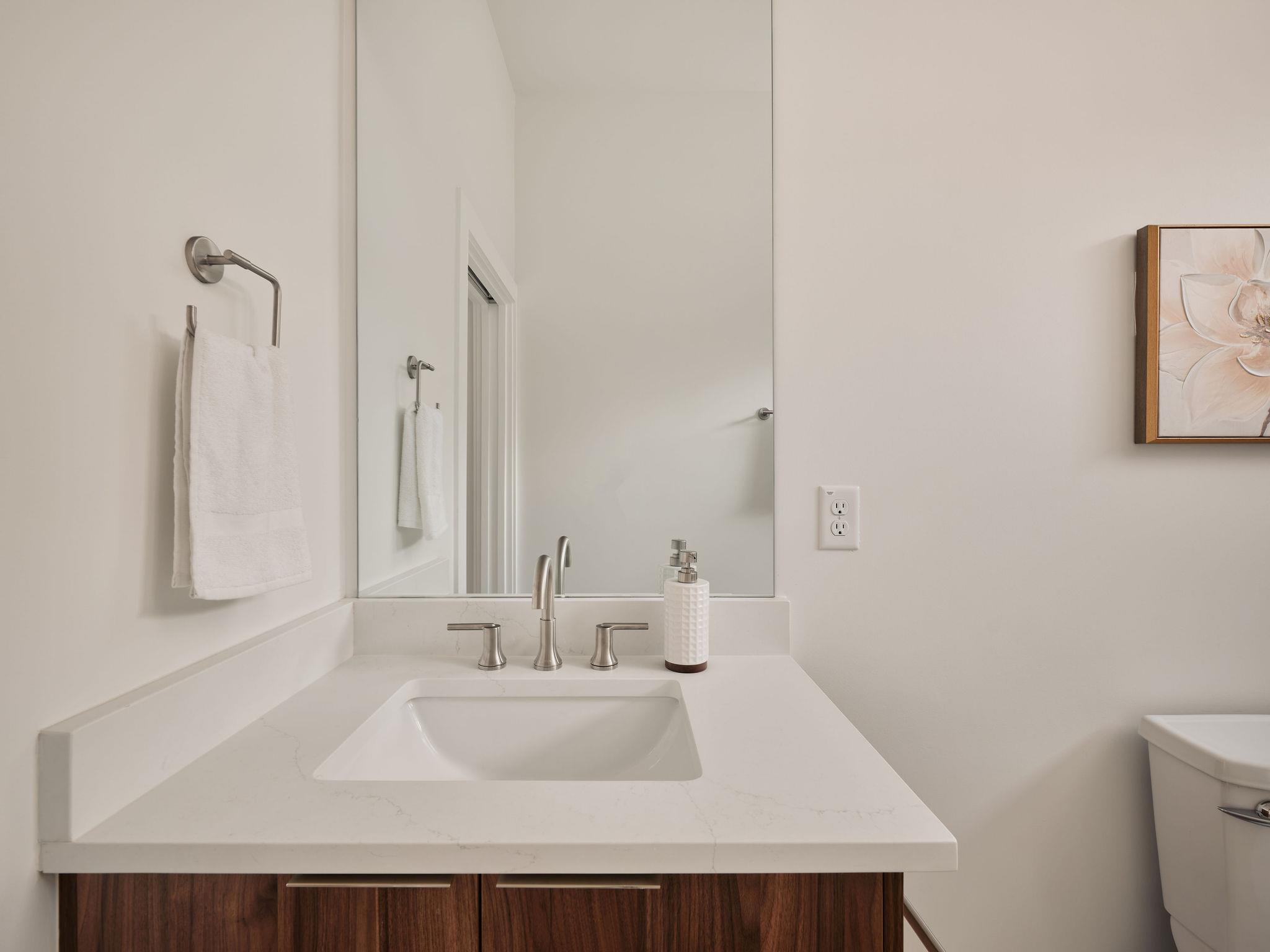 1215 Fort Branch BLVD # 2, Austin Unit: 2
