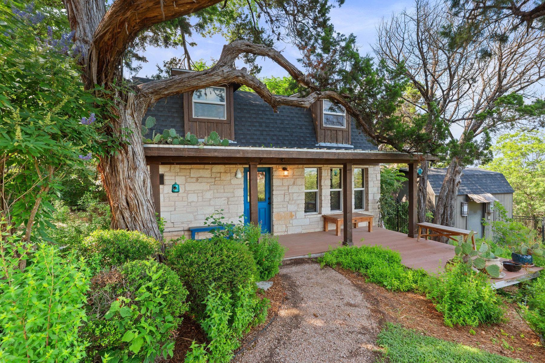 3911 Lago Vista DR