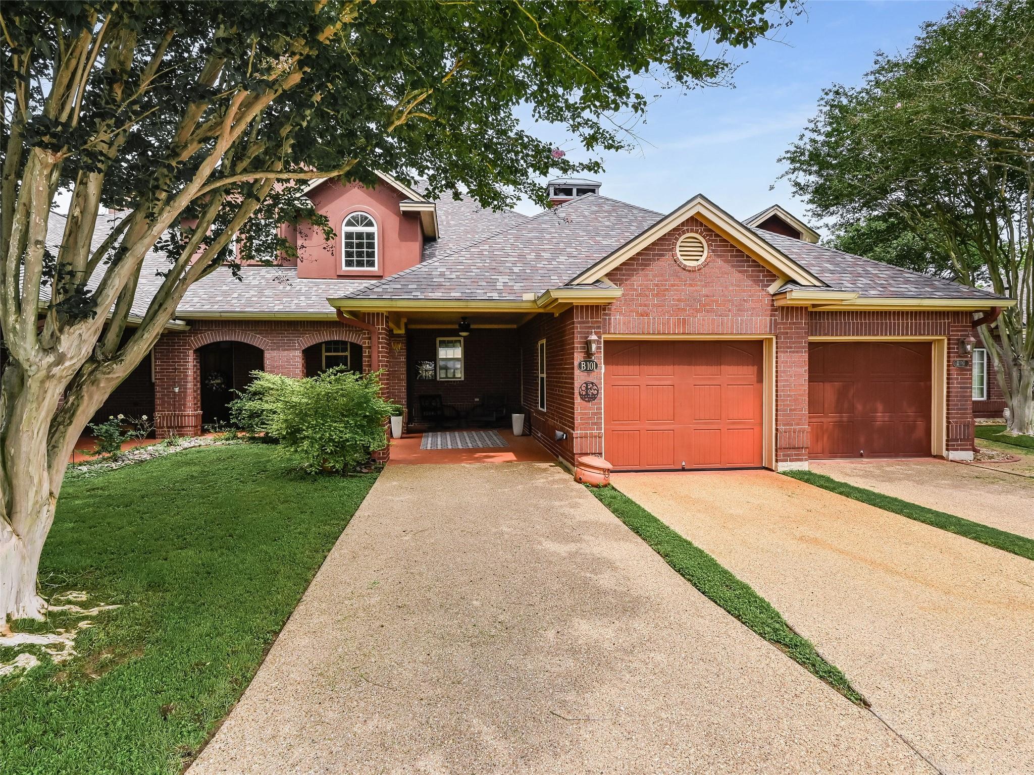 539 Colovista PKWY # B101