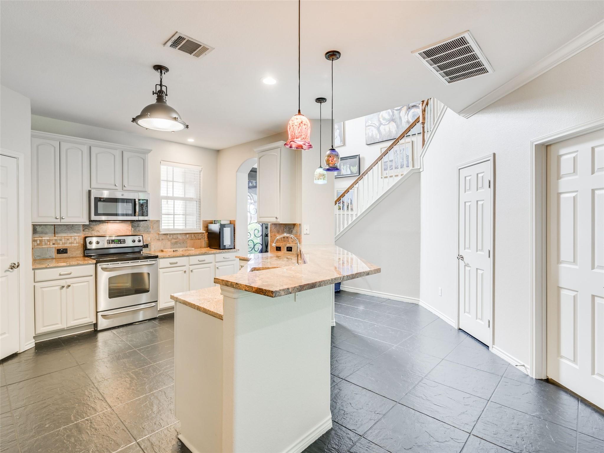 539 Colovista PKWY # B101