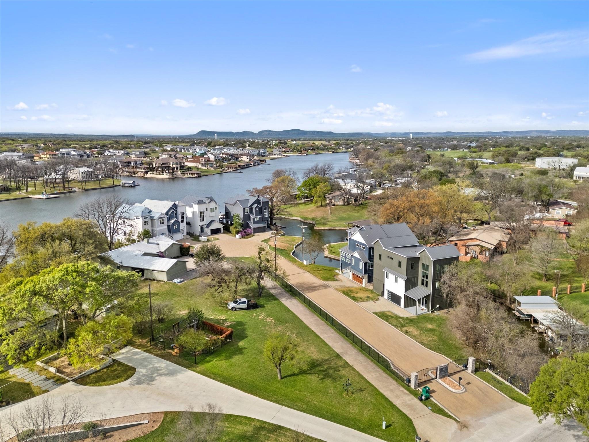 102 Cypress Shore Lane LN