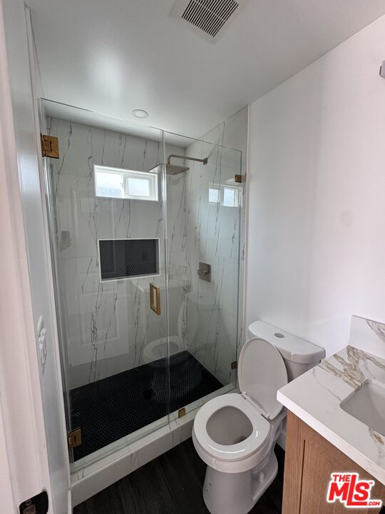 9506 S San Pedro