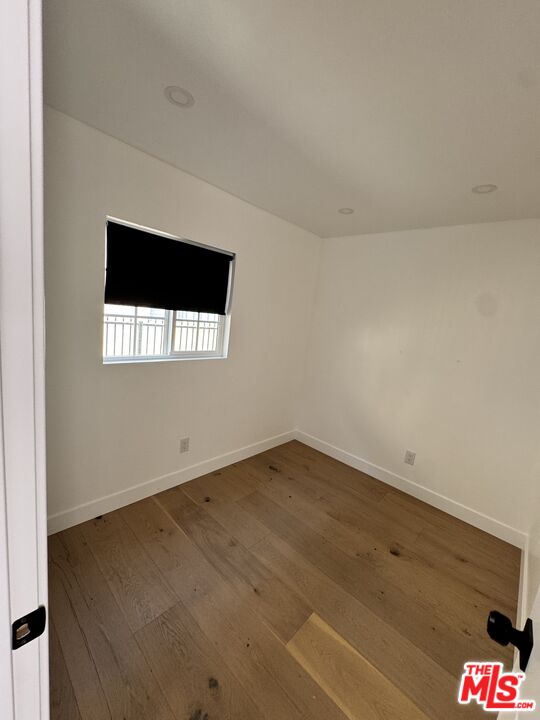 9506 S San Pedro