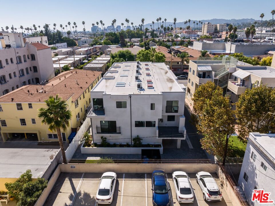 1624 N Normandie Ave Unit: B