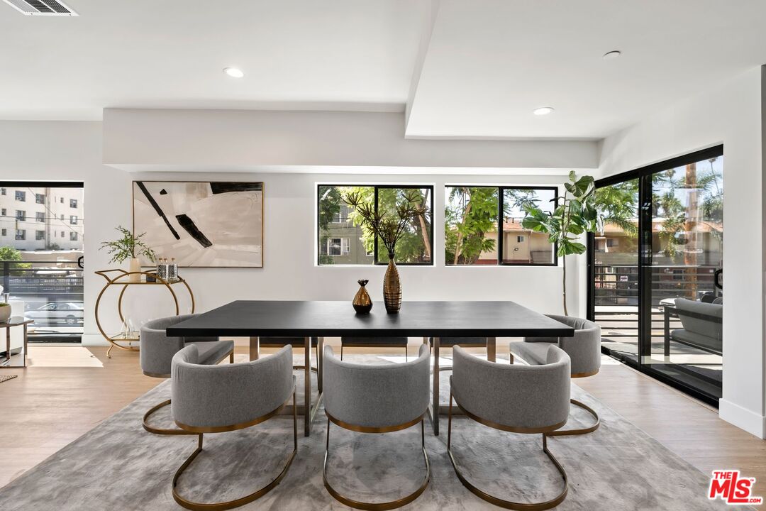 1624 N Normandie Ave Unit: B