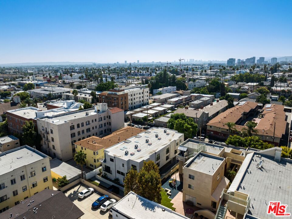 1624 N Normandie Ave Unit: B