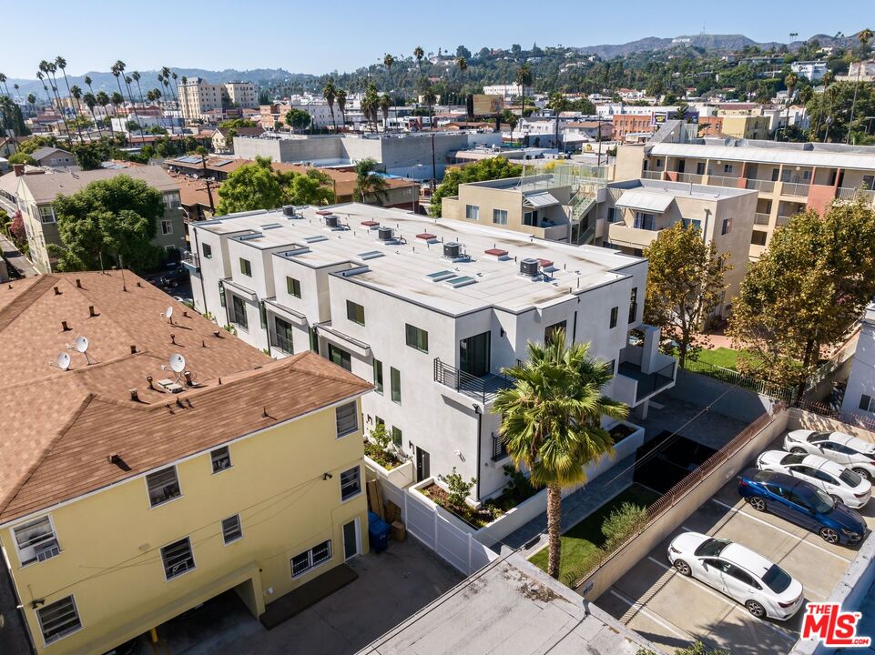 1624 N Normandie Ave Unit: B