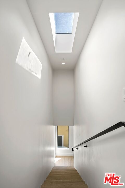 1624 N Normandie Ave Unit: C