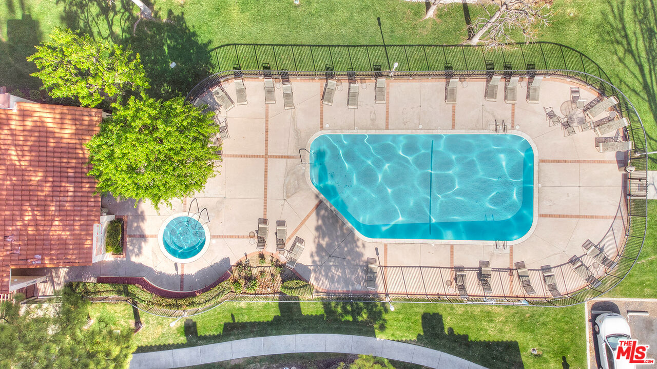 5624 Las Virgenes Rd Unit: 19