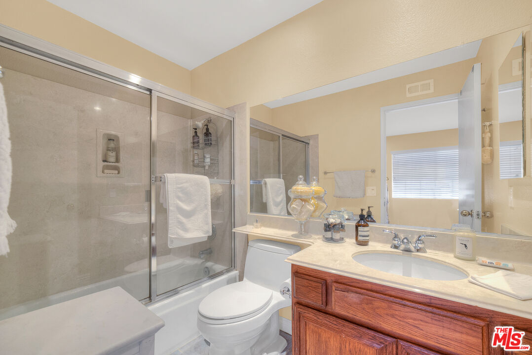 5624 Las Virgenes Rd Unit: 19