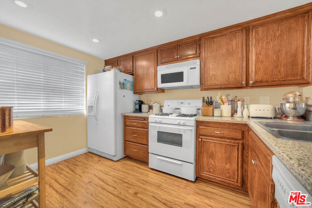 5624 Las Virgenes Rd Unit: 19