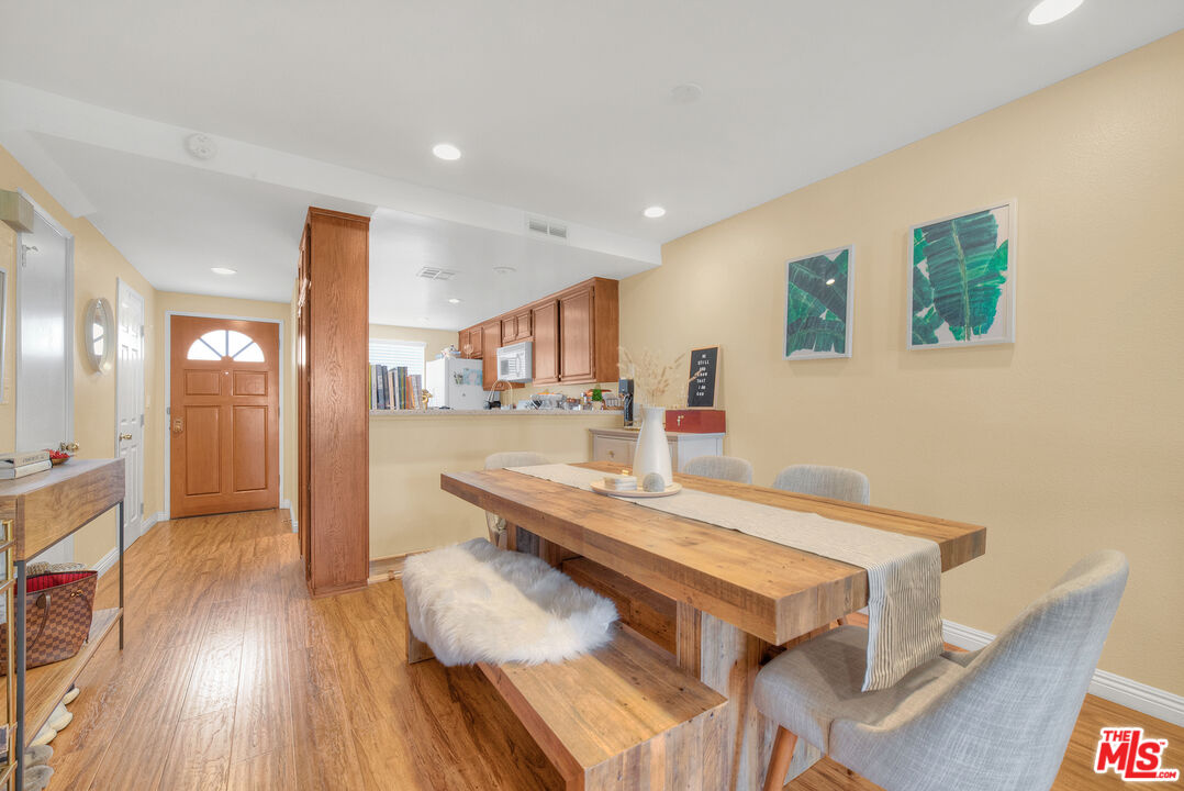 5624 Las Virgenes Rd Unit: 19