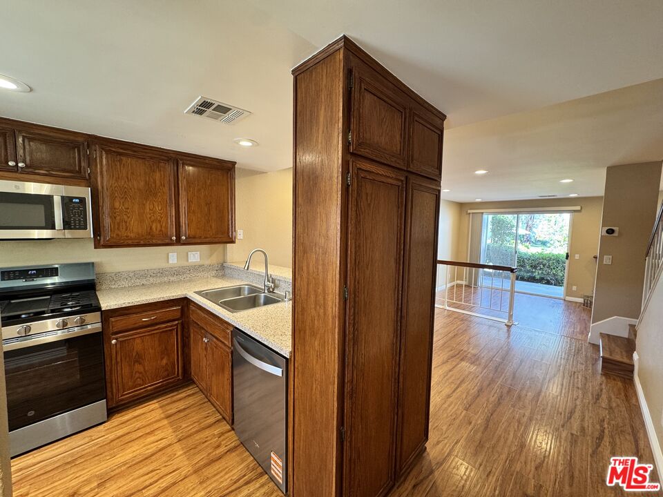 5624 Las Virgenes Rd Unit: 19