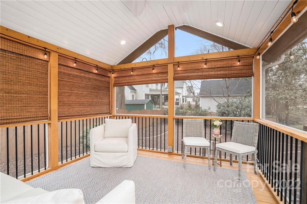 229 N Canterbury Road