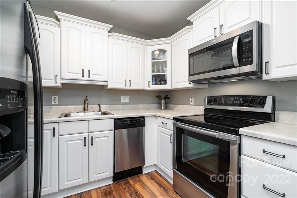 2612 Park Road Unit: D