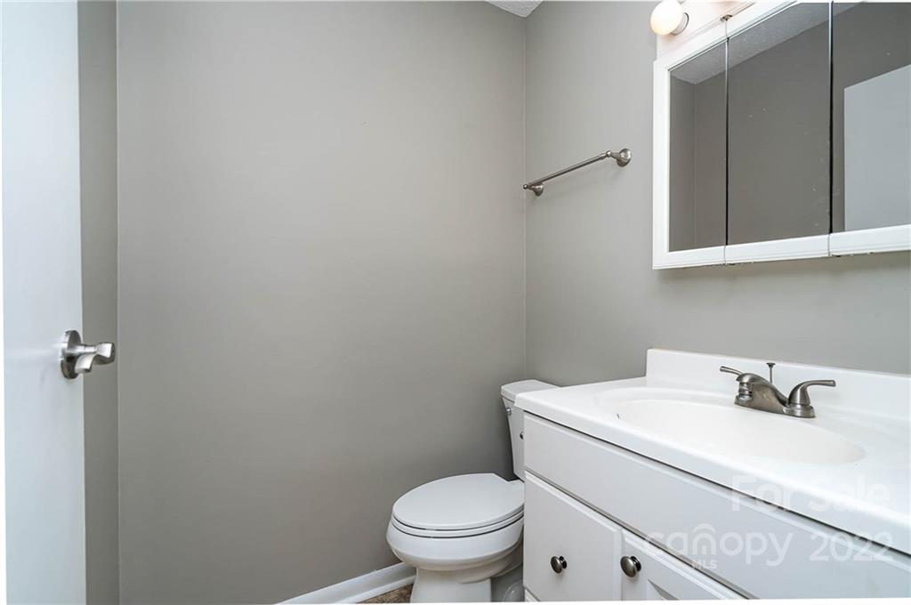 2612 Park Road Unit: D