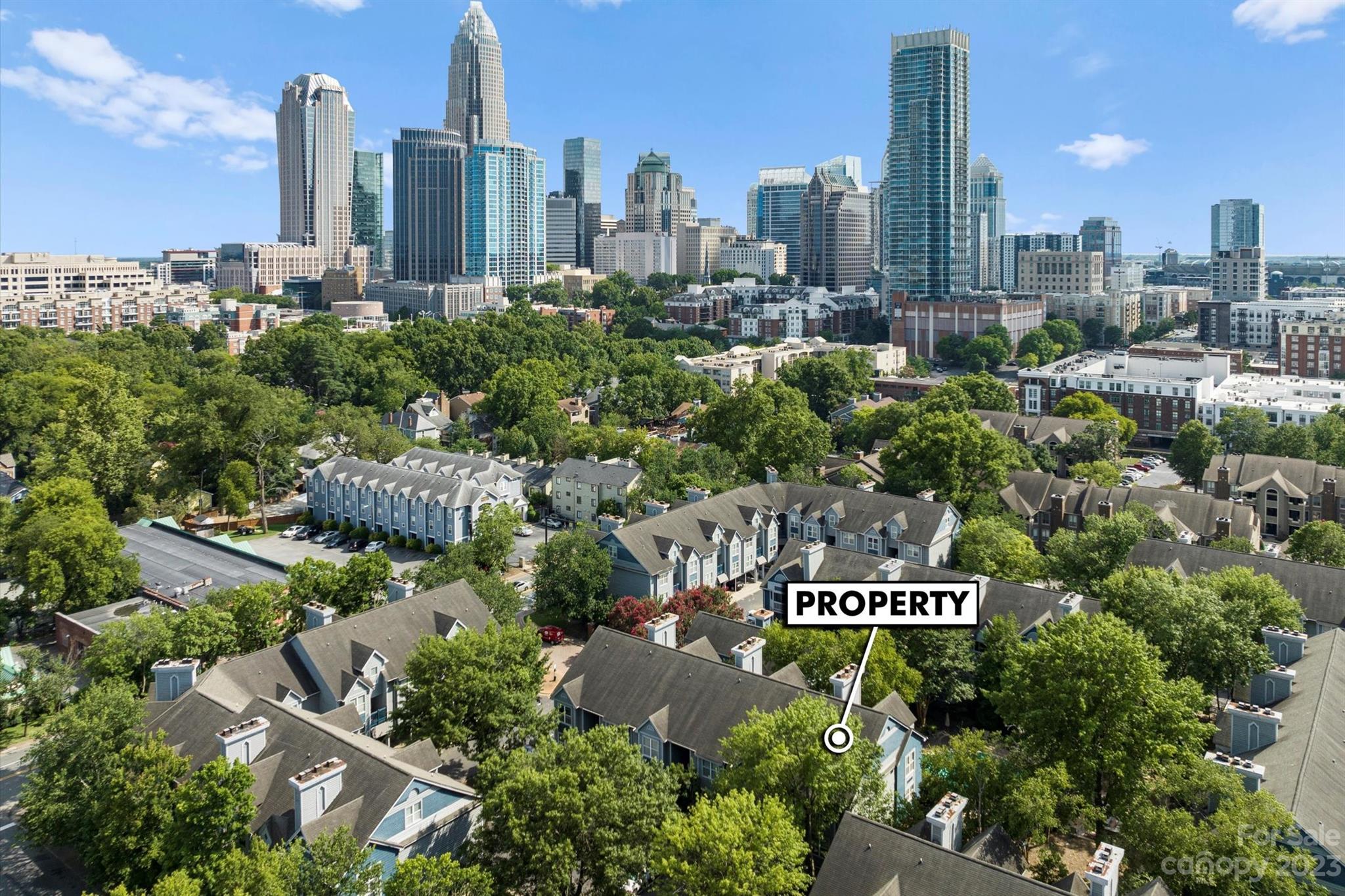 525 Graham Street Unit: 1F