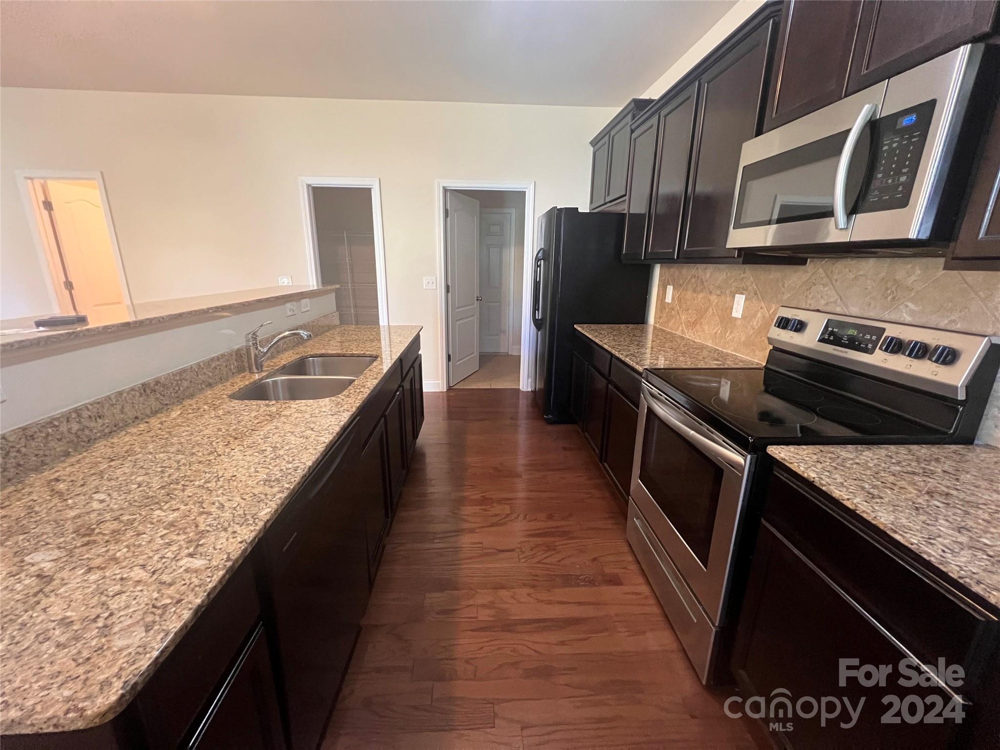 14917 Surrey Crest Lane