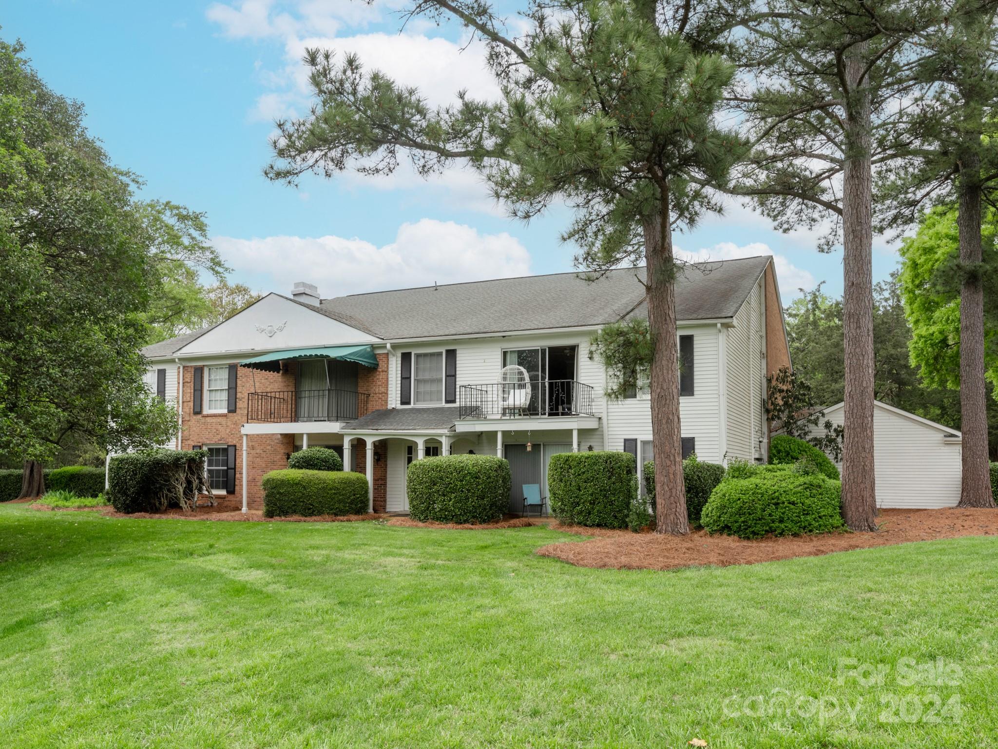 7111 Quail Meadow Lane