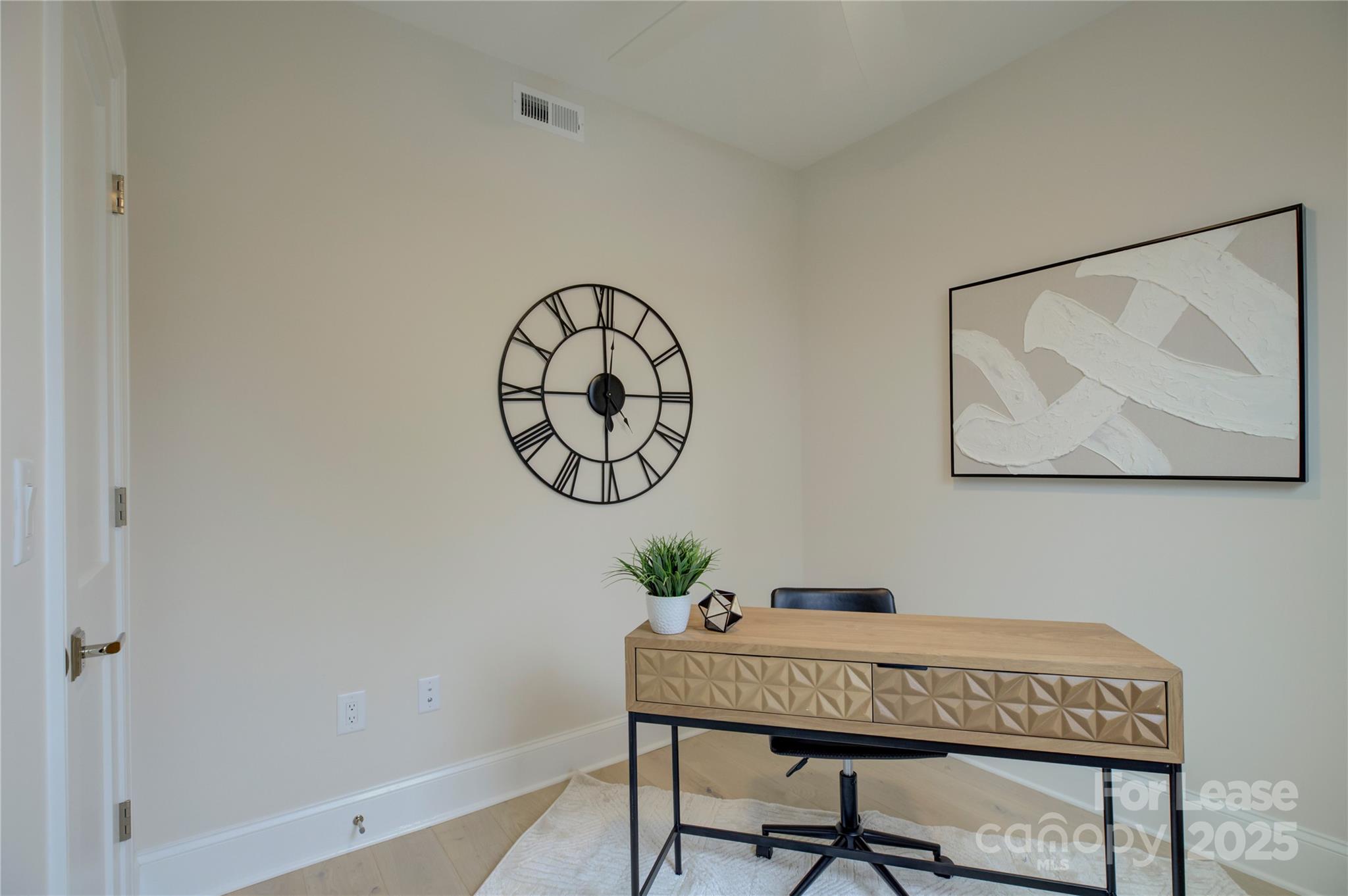 3015 Pinehurst Place