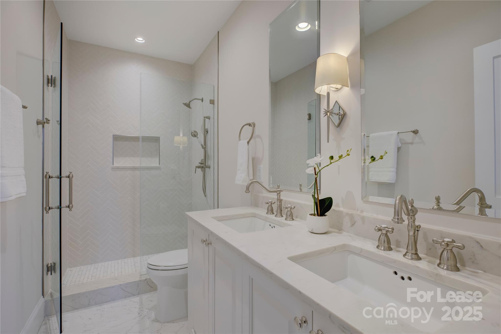 3015 Pinehurst Place