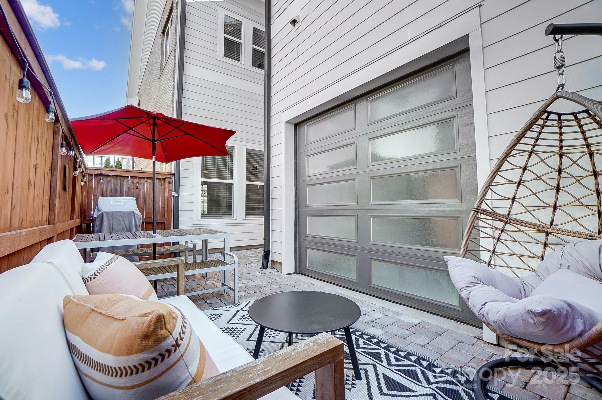 7560 Waverly Walk Avenue