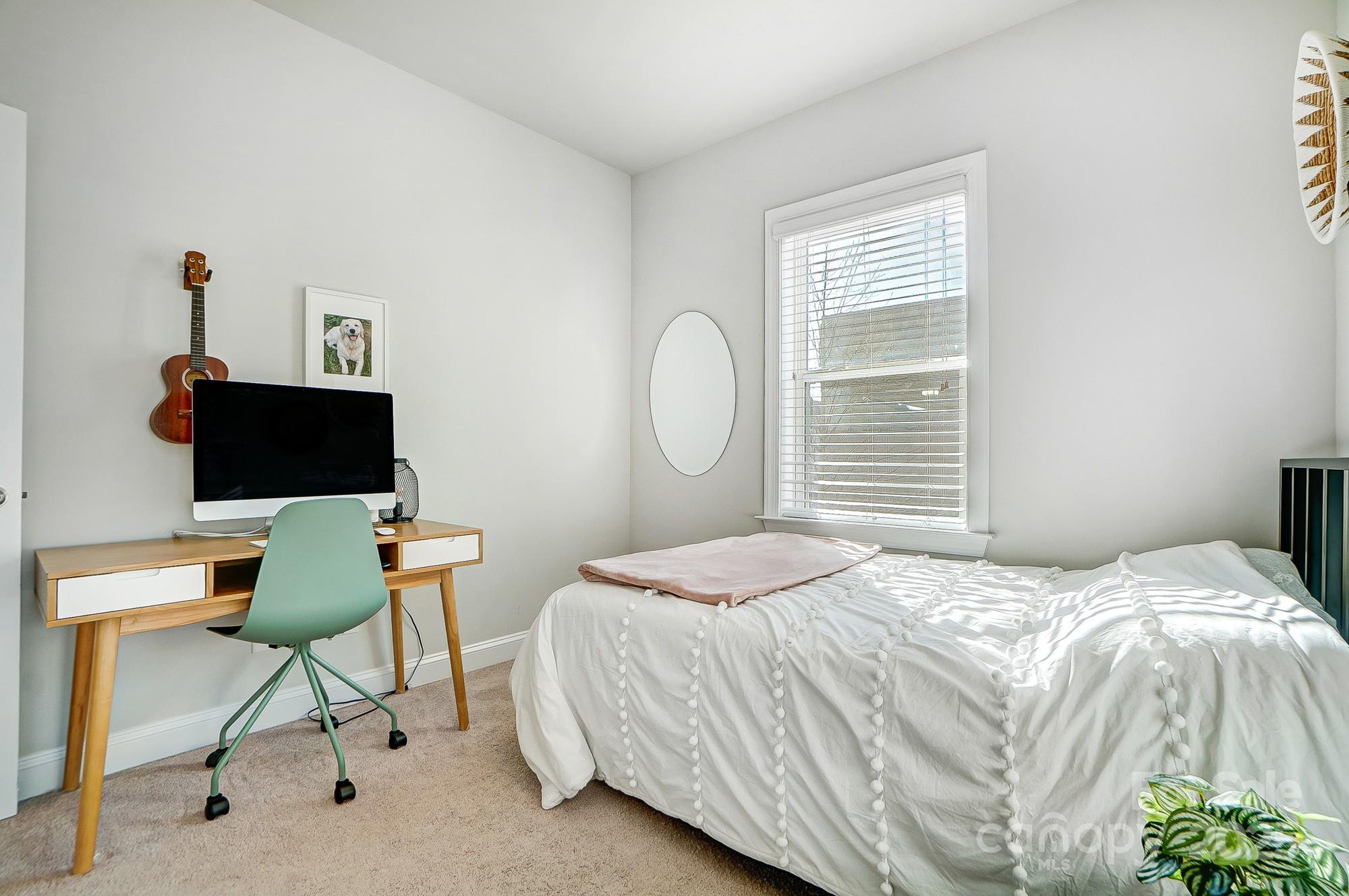 7560 Waverly Walk Avenue