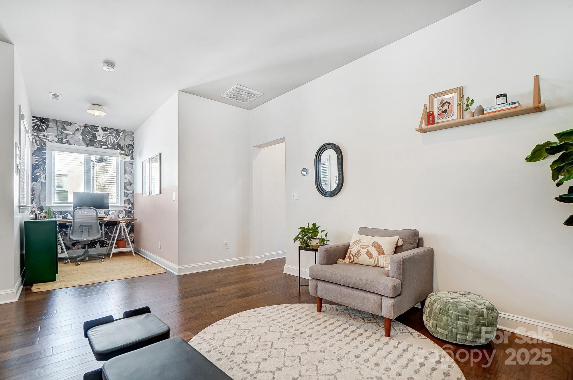 7560 Waverly Walk Avenue