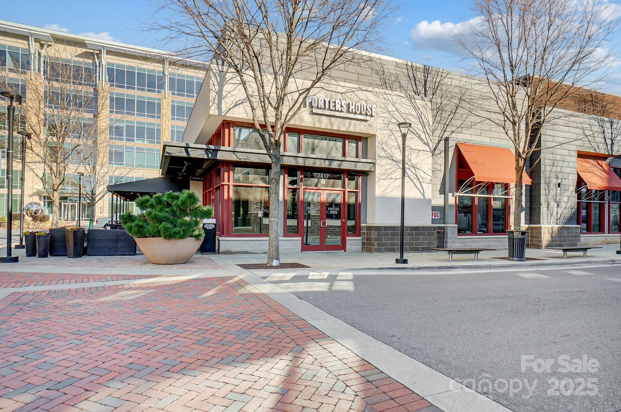 7560 Waverly Walk Avenue