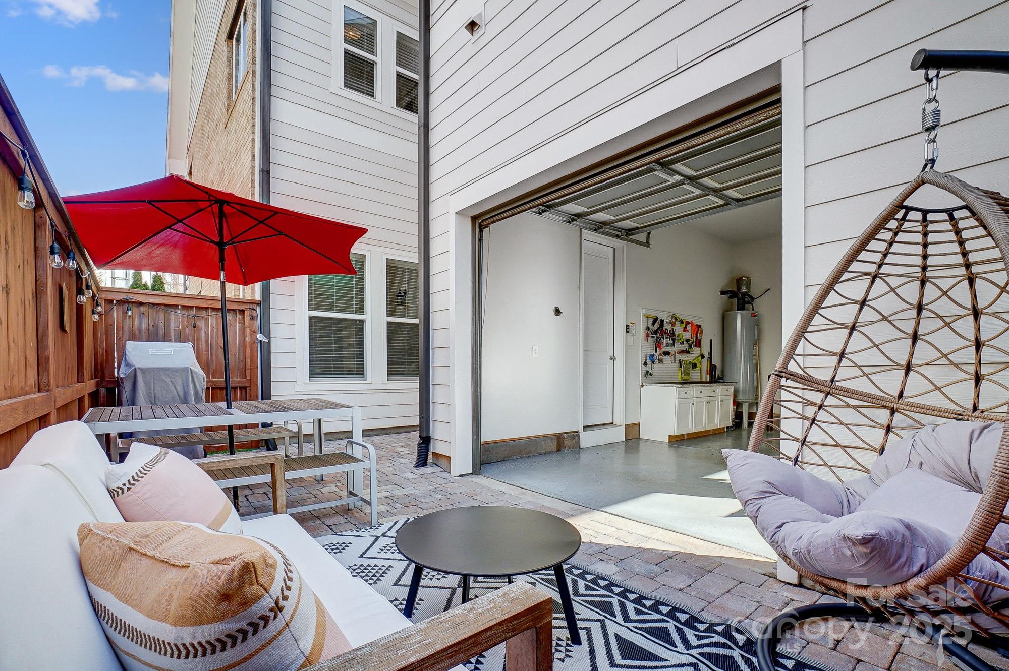 7560 Waverly Walk Avenue