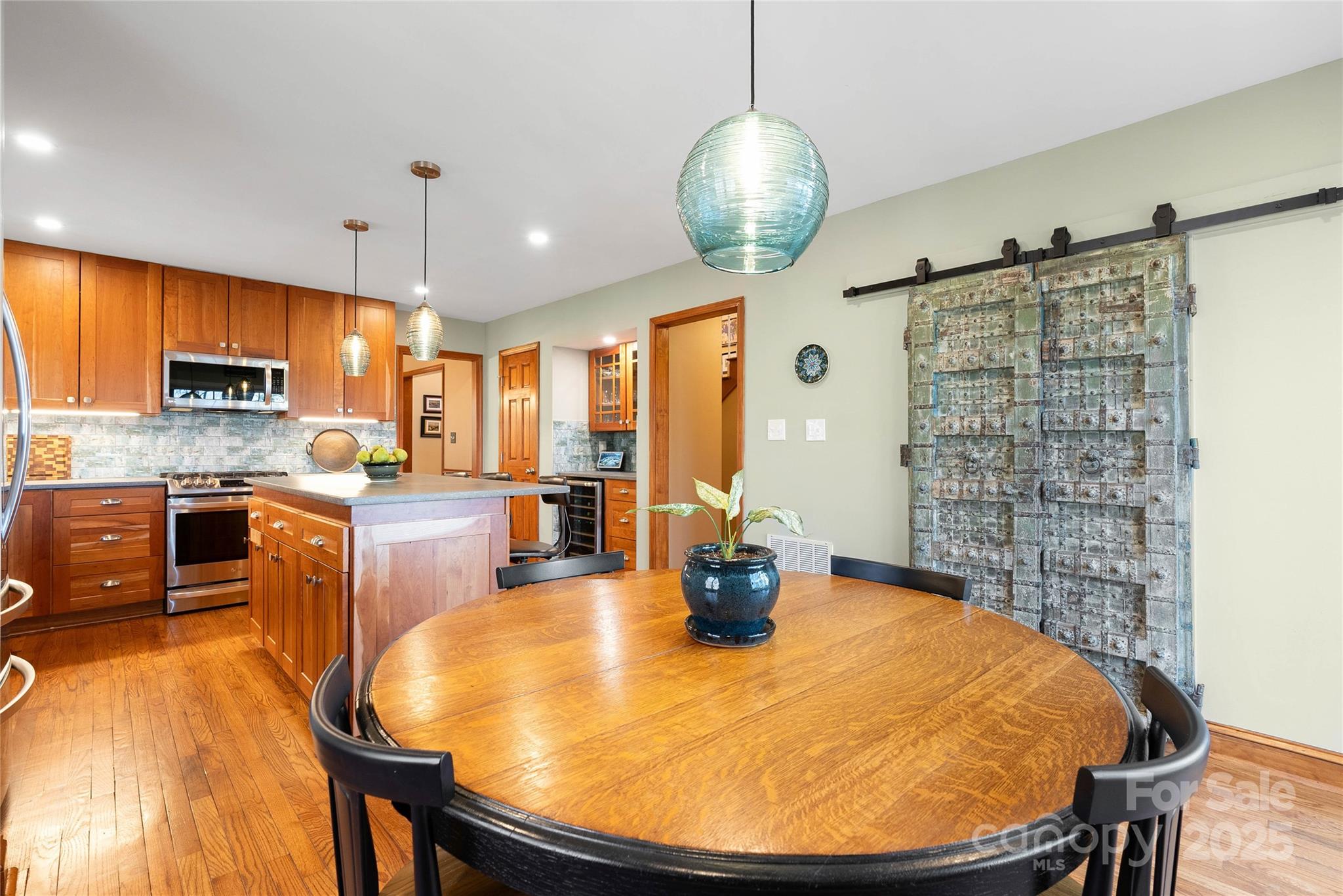 105 Sunny Ridge Drive