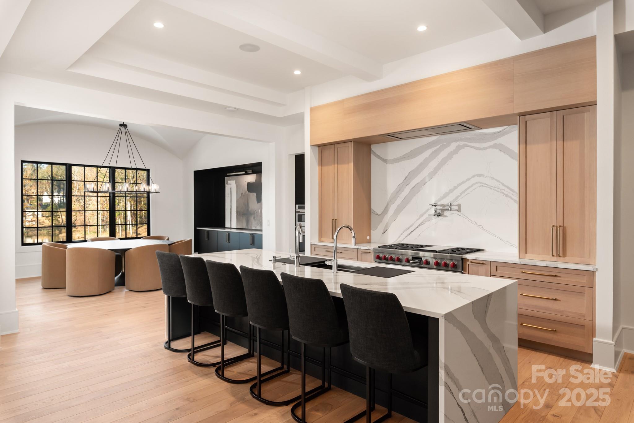1004 Maxwell Court Unit: 1