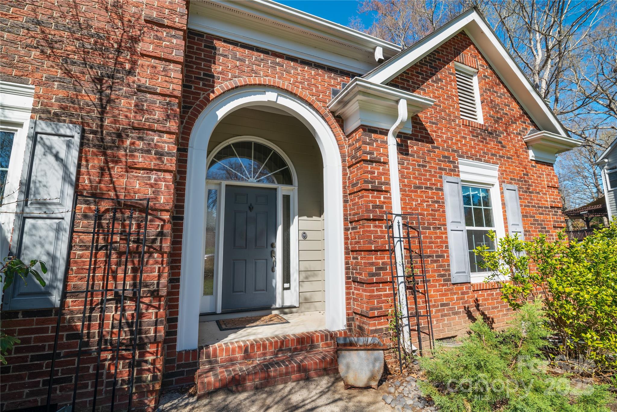 10122 Deer Brook Lane