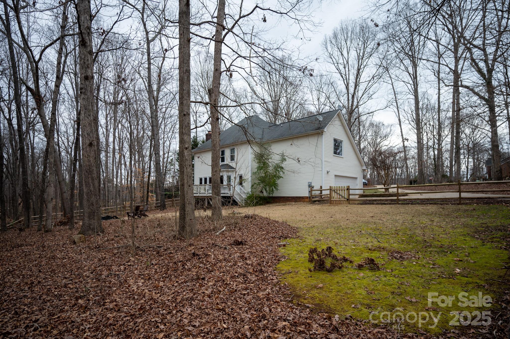 3060 Tall Oaks Court