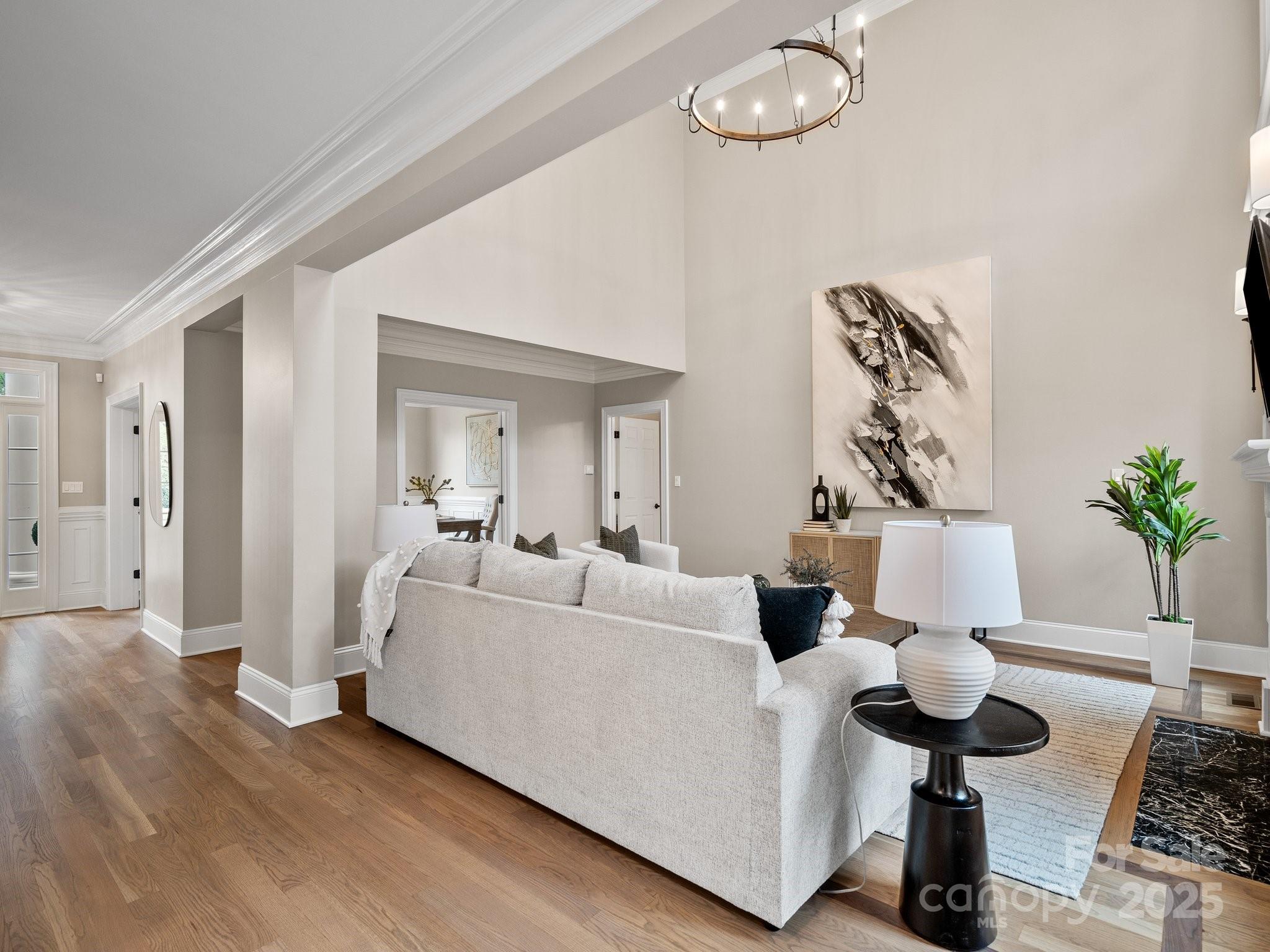 1511 Churchill Downs Drive