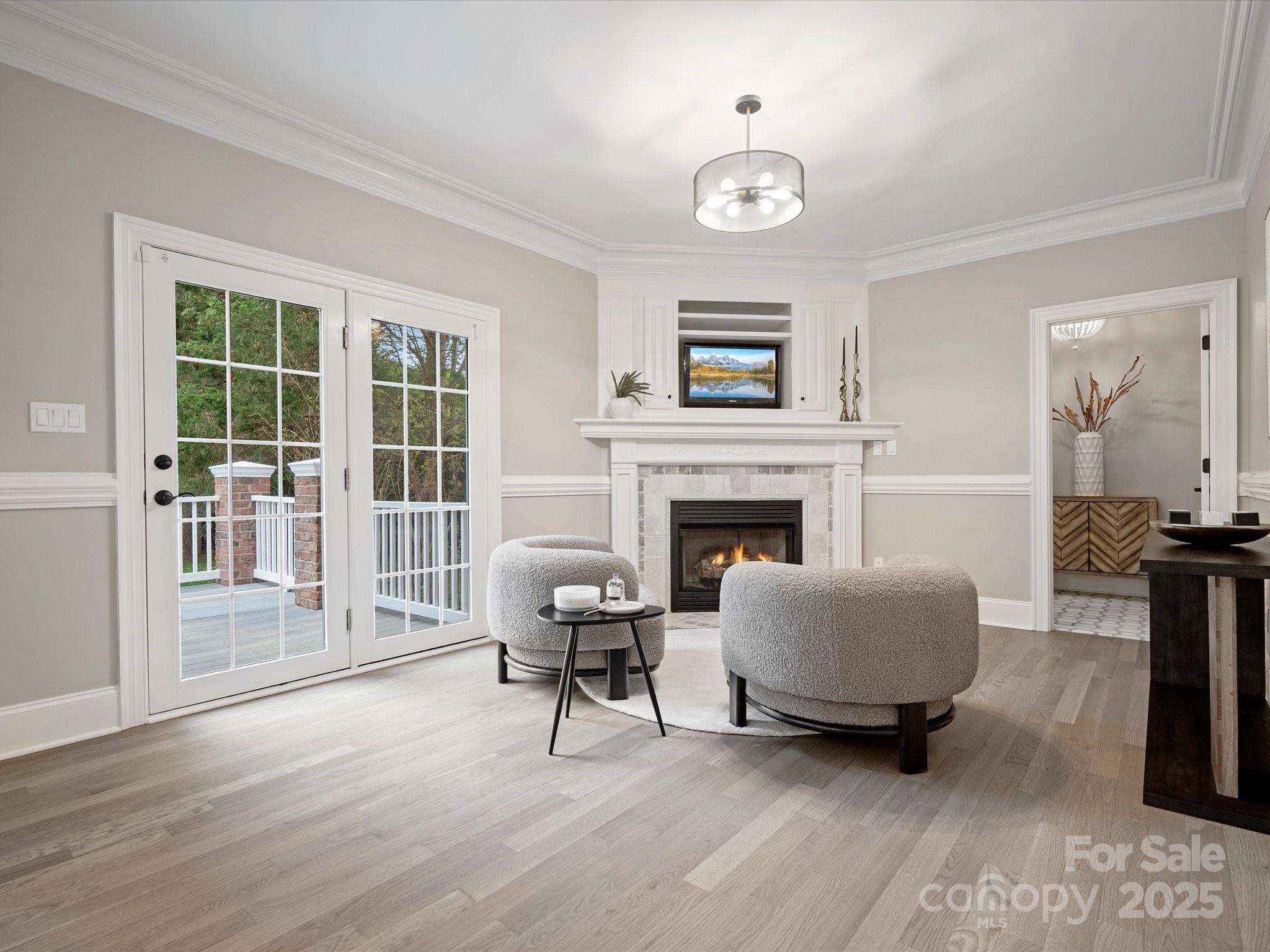 1511 Churchill Downs Drive