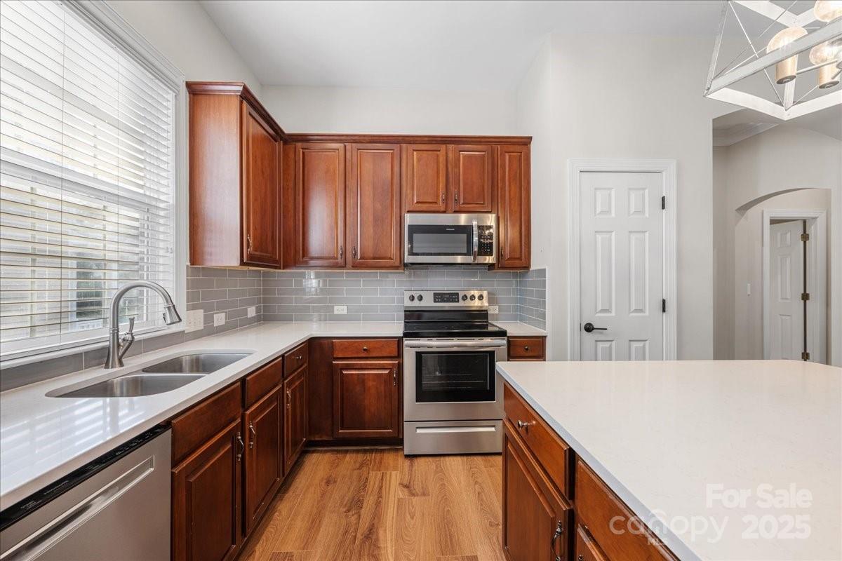 4148 Cedar Point Avenue