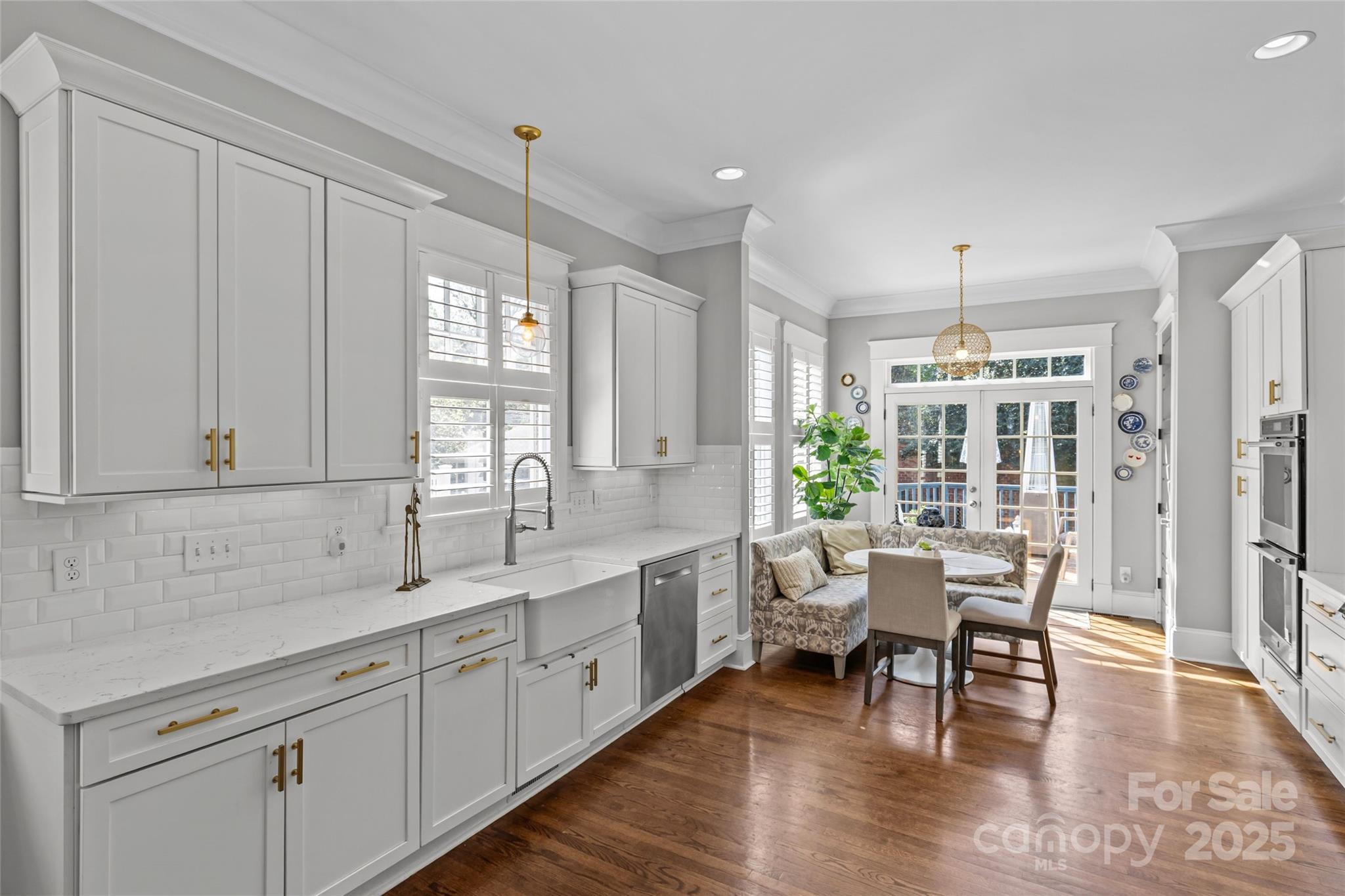 806 Sunnyside Avenue