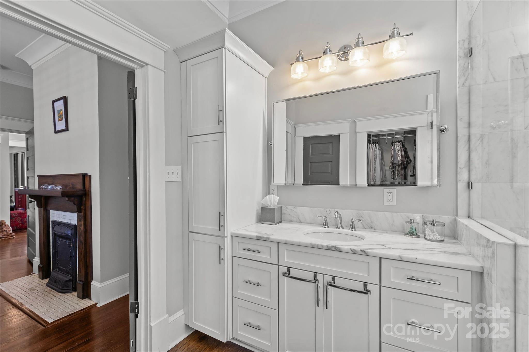 806 Sunnyside Avenue