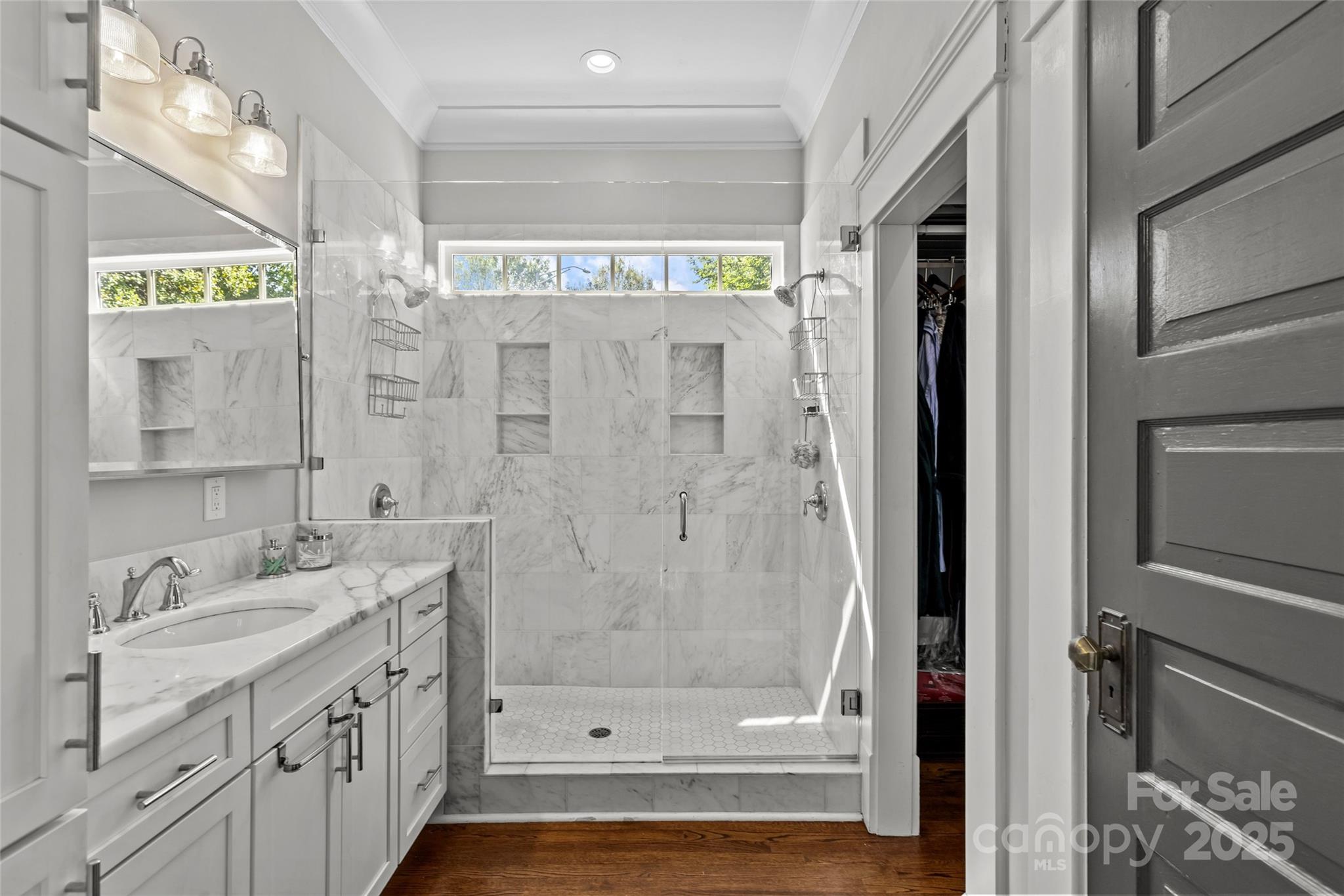 806 Sunnyside Avenue