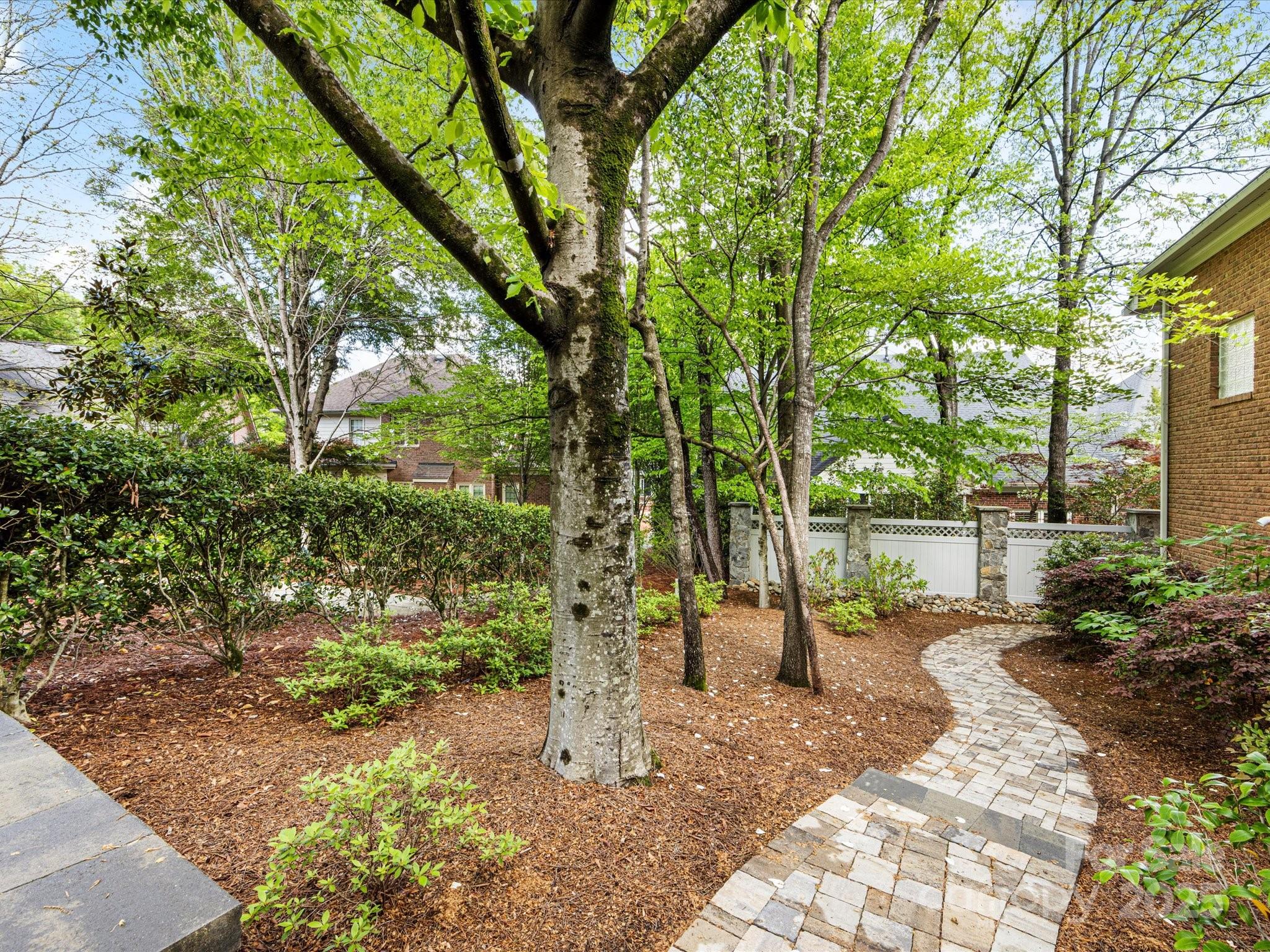 10626 Newberry Park Lane