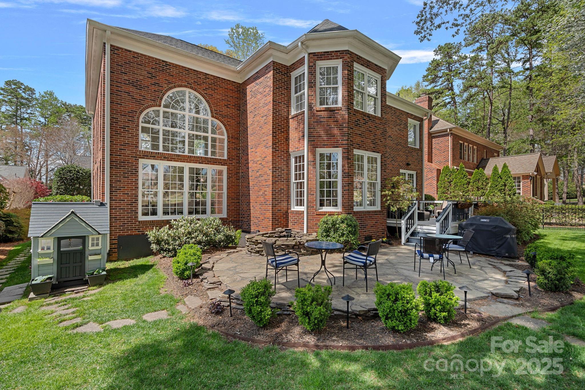 18418 Turnberry Court