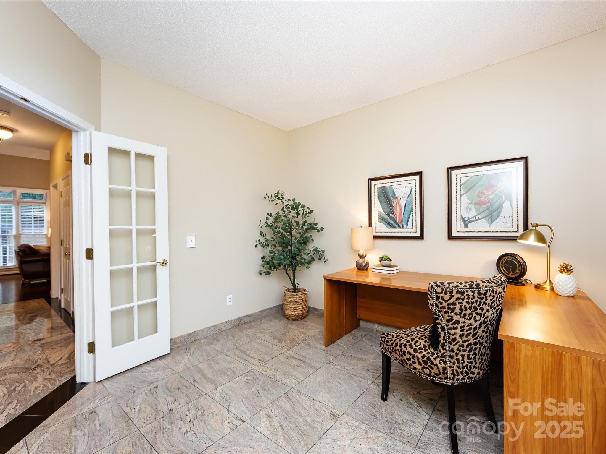 5621 Landale Court