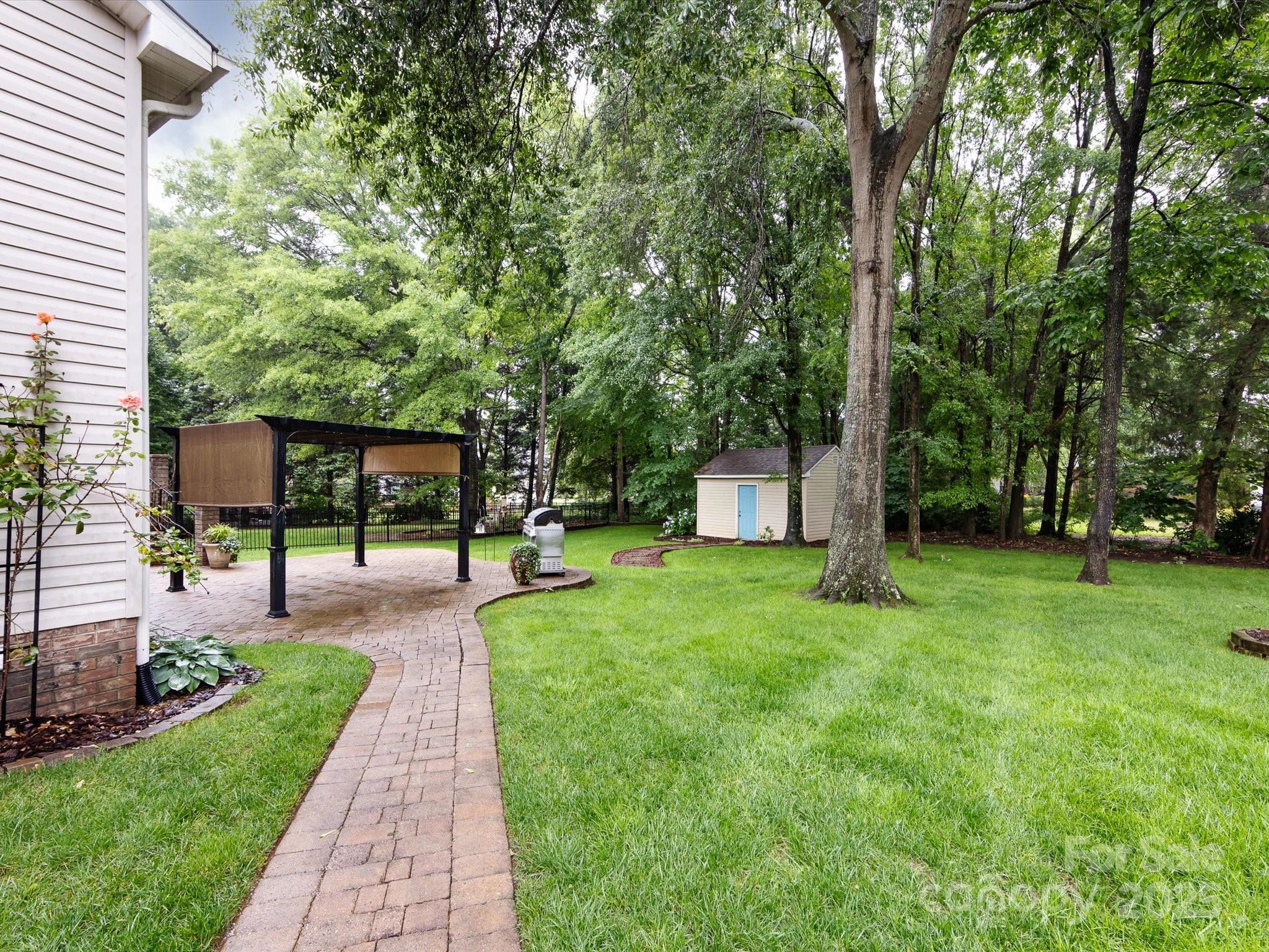 5621 Landale Court
