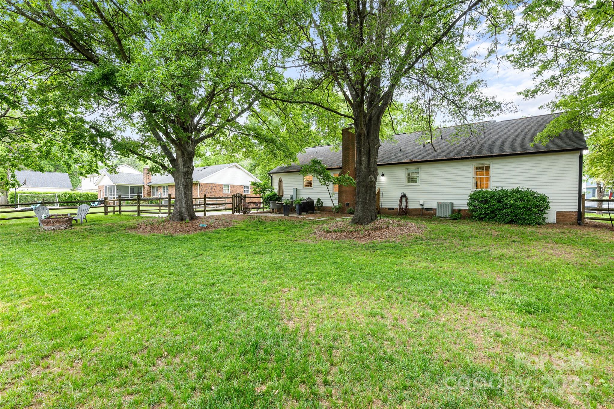 6718 Summerlin Place