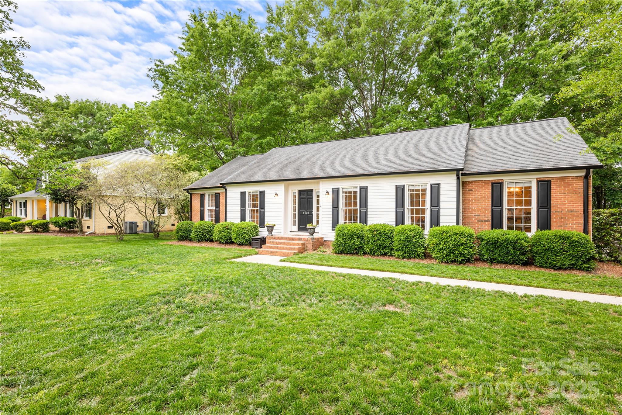 6718 Summerlin Place