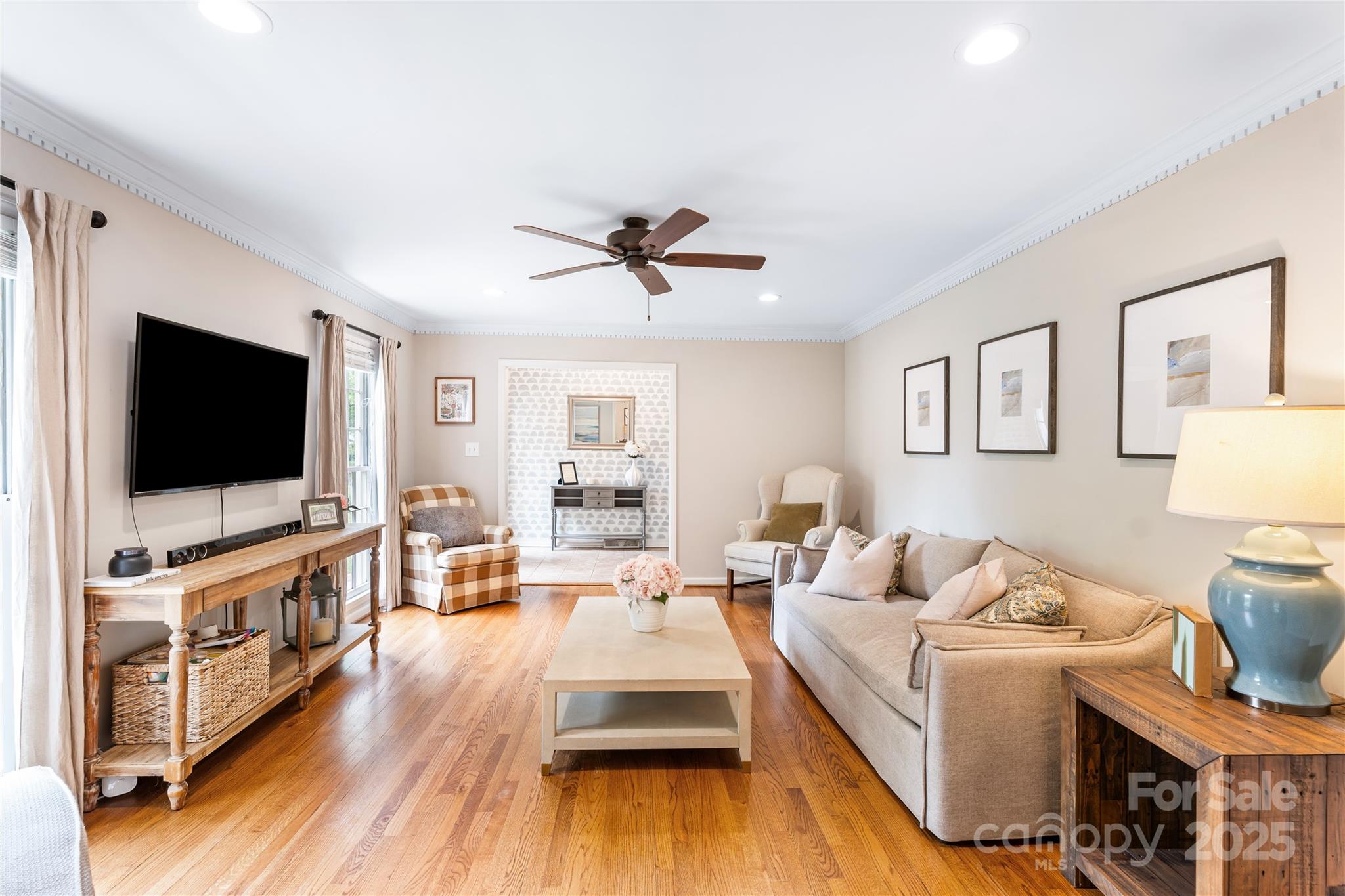 6718 Summerlin Place